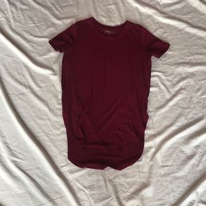 Mudd maroon t shirt